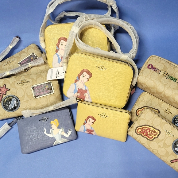 Coach x Disney Princess Cinderella Continental Wallet - Picture 4 of 4